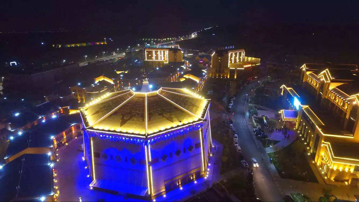 银川镇北堡温泉小镇建筑照明工程夜景观落地实景