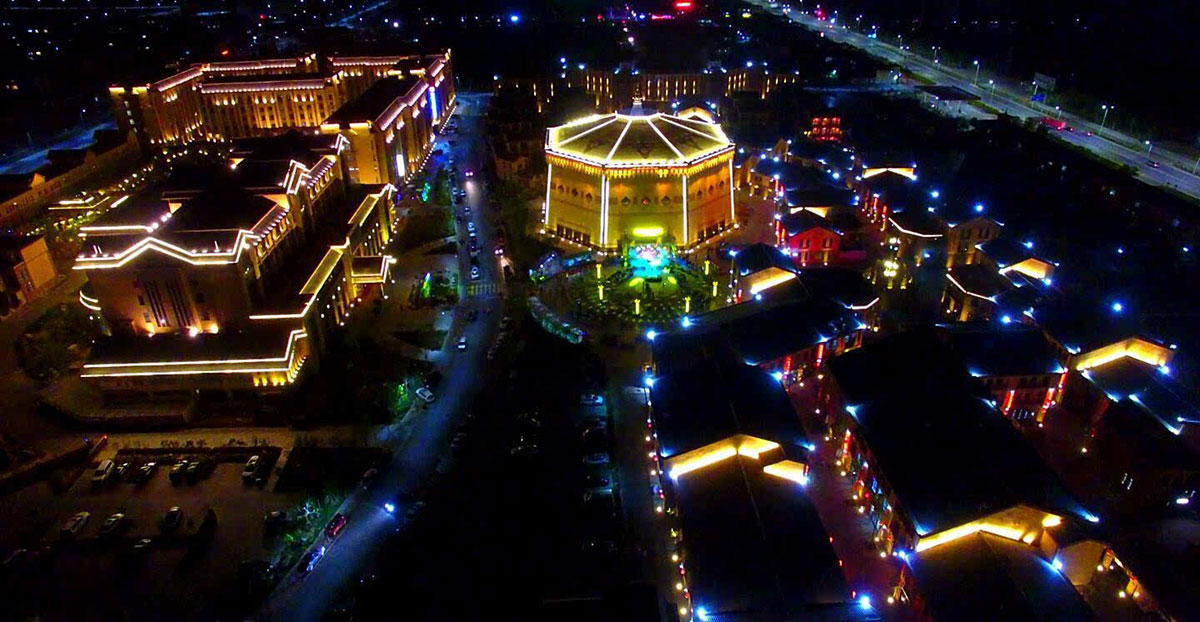 银川镇北堡温泉小镇建筑照明工程夜景观落地实景