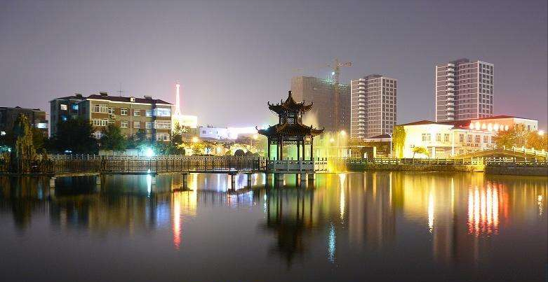 山东济南夜景照明工程,楼体楼宇亮化工程,LED发光标识工程,夜景景观照明工程,夜景泛光照明,LED照明,LED发光字工程,亮化工程,LED外露发光字